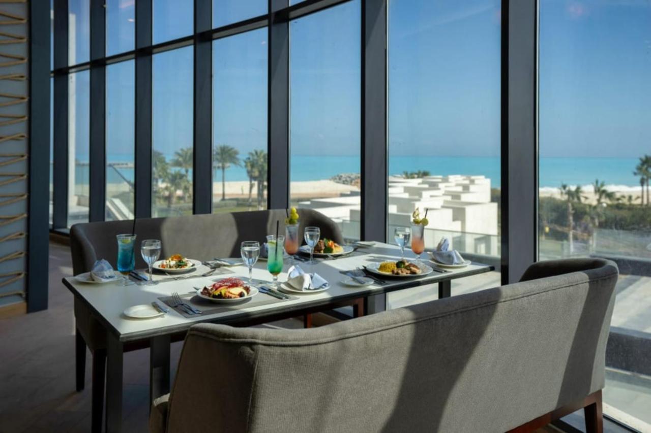 Rixos Premium Alamein El Alamein Exteriör bild The View