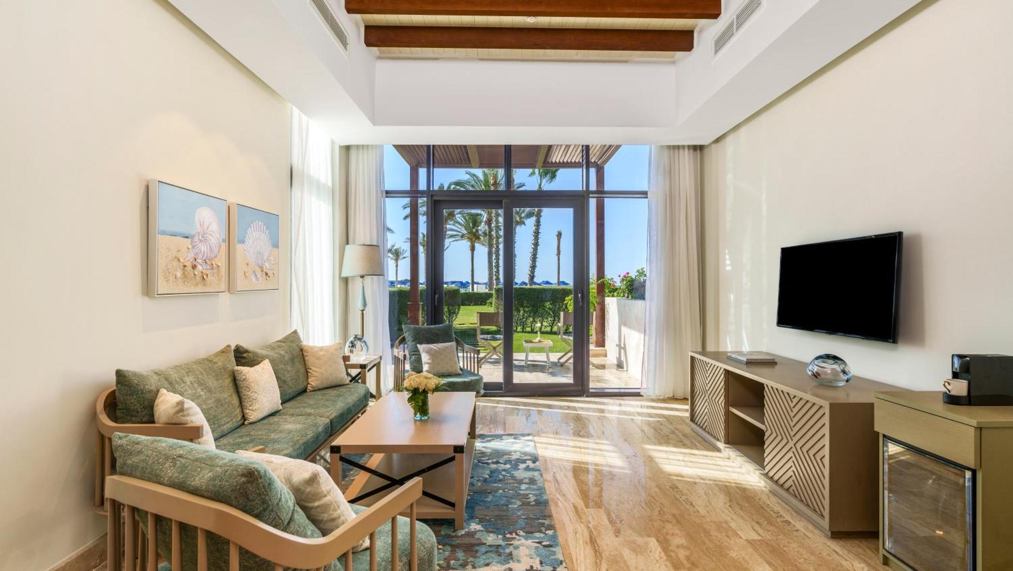 Rixos Premium Alamein El Alamein Exteriör bild Living room