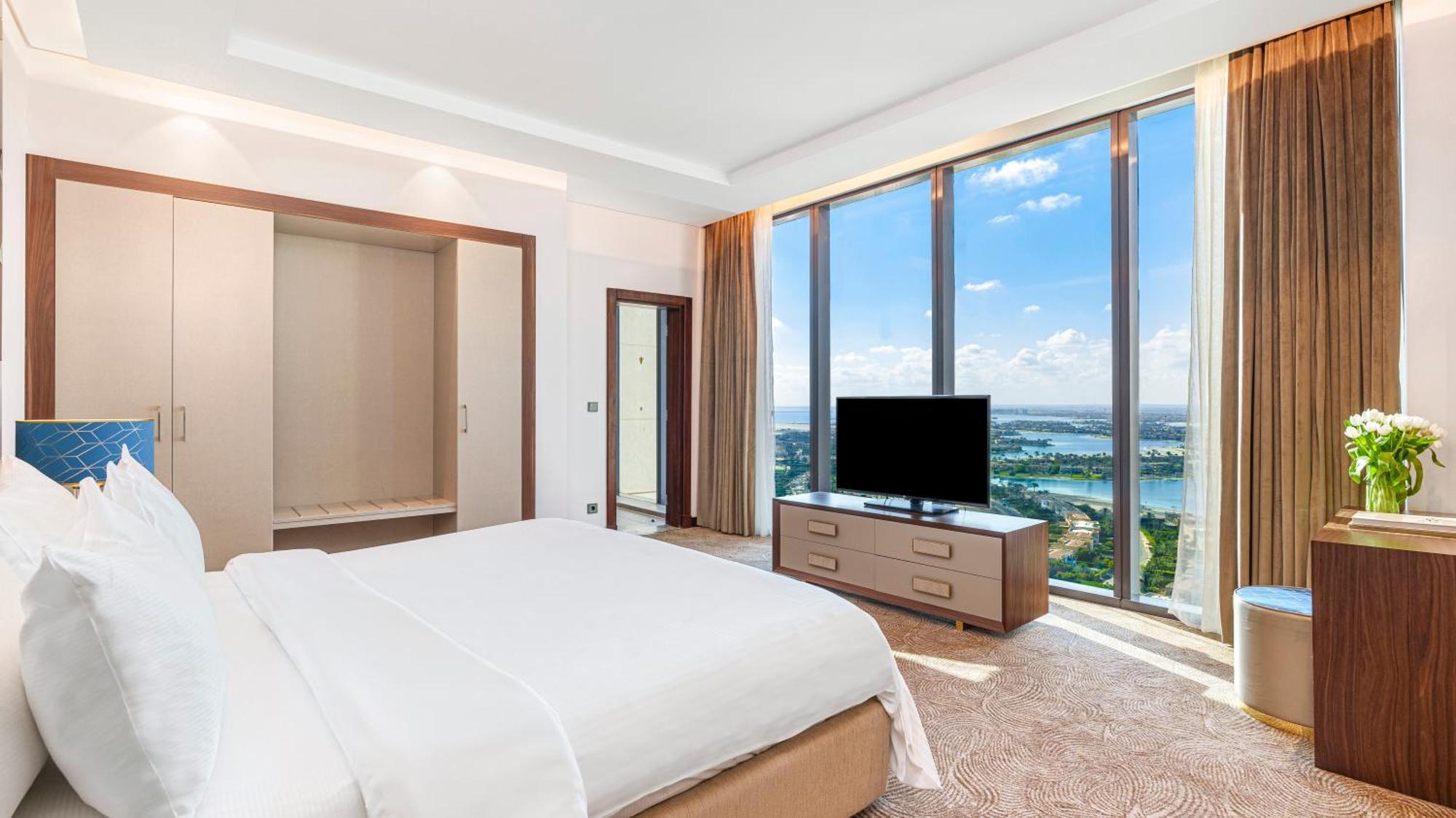 Rixos Premium Alamein El Alamein Rum bild A bedroom at the hotel